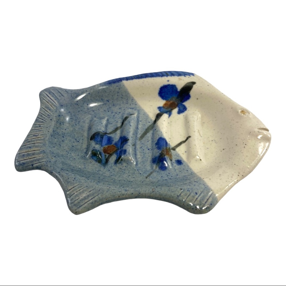 Kent Follette Signed Pottery Fish Bath Accessory Dish